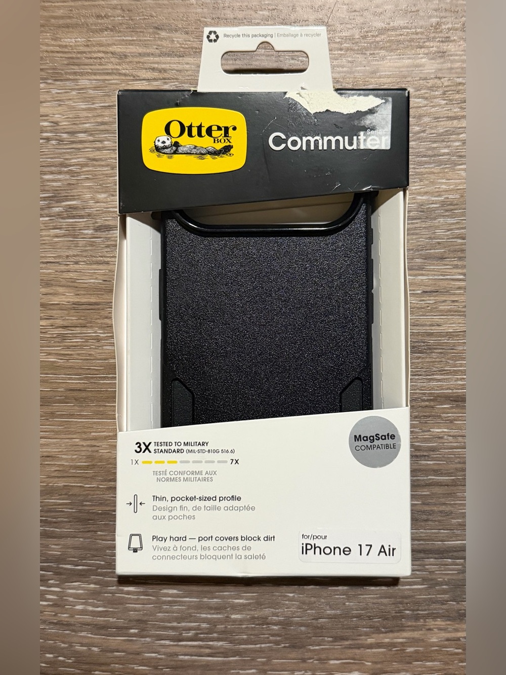 OtterBox Commuter 🖤 Black MagSafe Compatible iPhone 17 Air Case